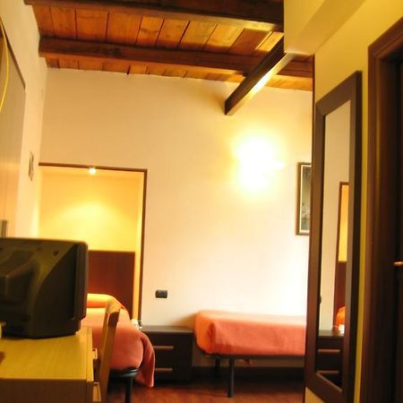 Duomo Apartments نابولي المظهر الخارجي الصورة
